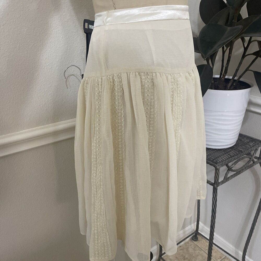 zucozz, ivory skirt, size M - Picture 3 of 7